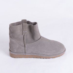 UGG Gray suede booties in EUC!